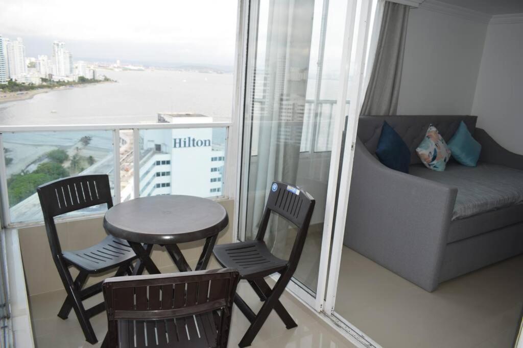Apartment Con Hermosa Vista Al Mar En El Laguito Piso 19 *