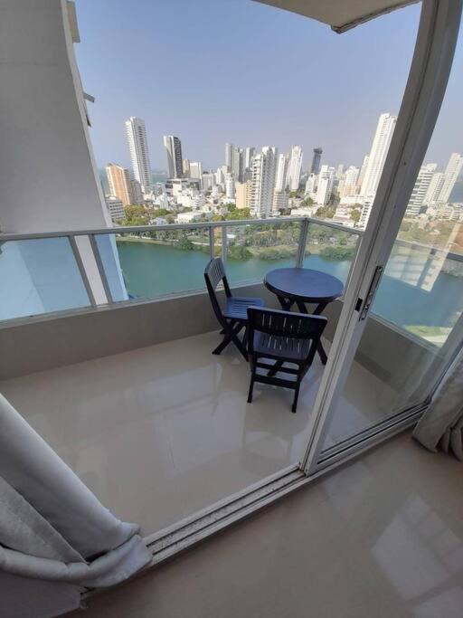 Con Hermosa Vista Al Mar En El Laguito Piso 19 Apartment Cartagena